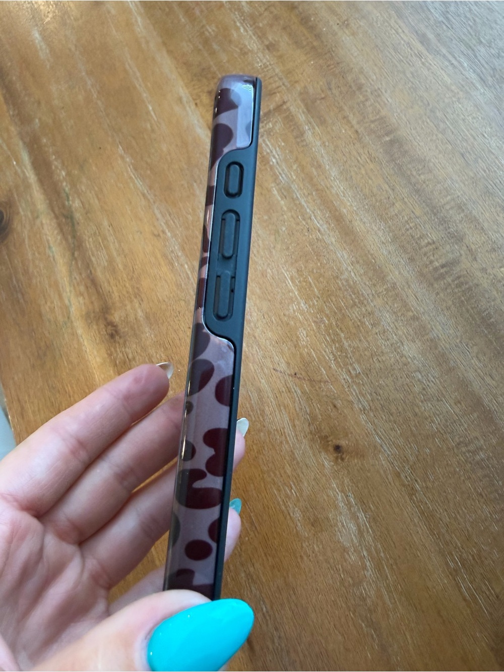 iPhone case - Picture 4 of 5